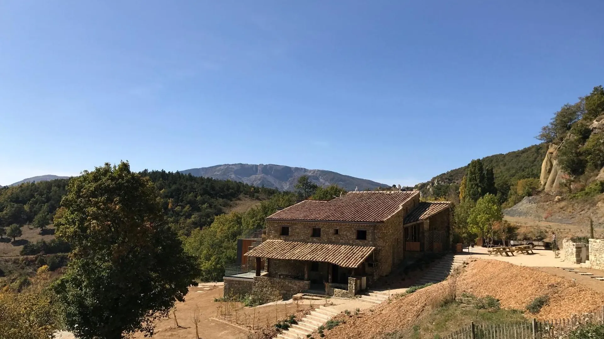 Charmante Maison Pour 5 Pers Avec Magnifique Vue Teyssieres